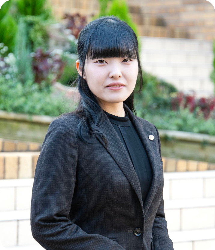 行政書士法人KSC代表　藤本千夏